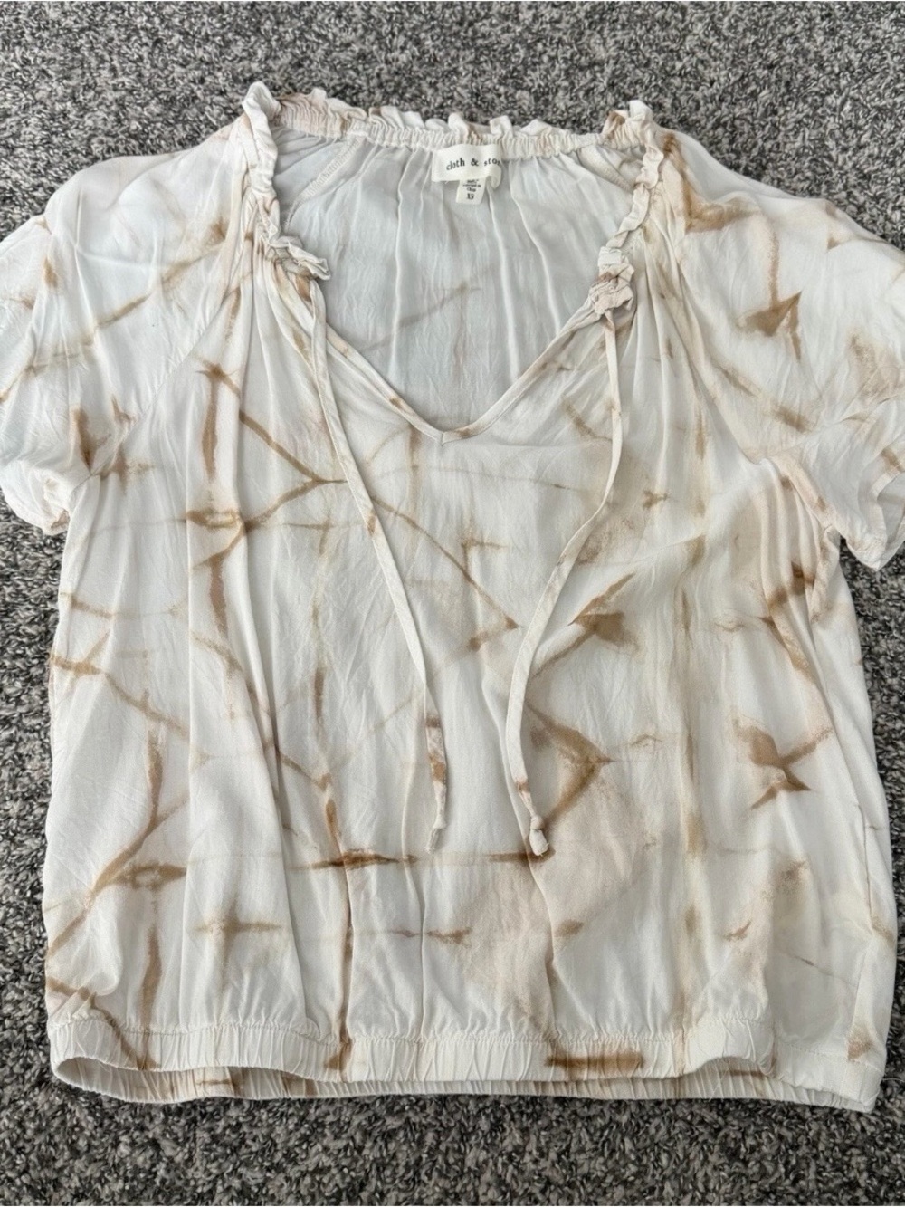Cloth & Stone Boho Blouse XS Ivory Brown Rayon Tie Neck Ruffle Short Sleeve